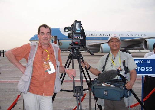 2006 Derek and Somyot with Airforce One, at the APEC summit in Vietnam